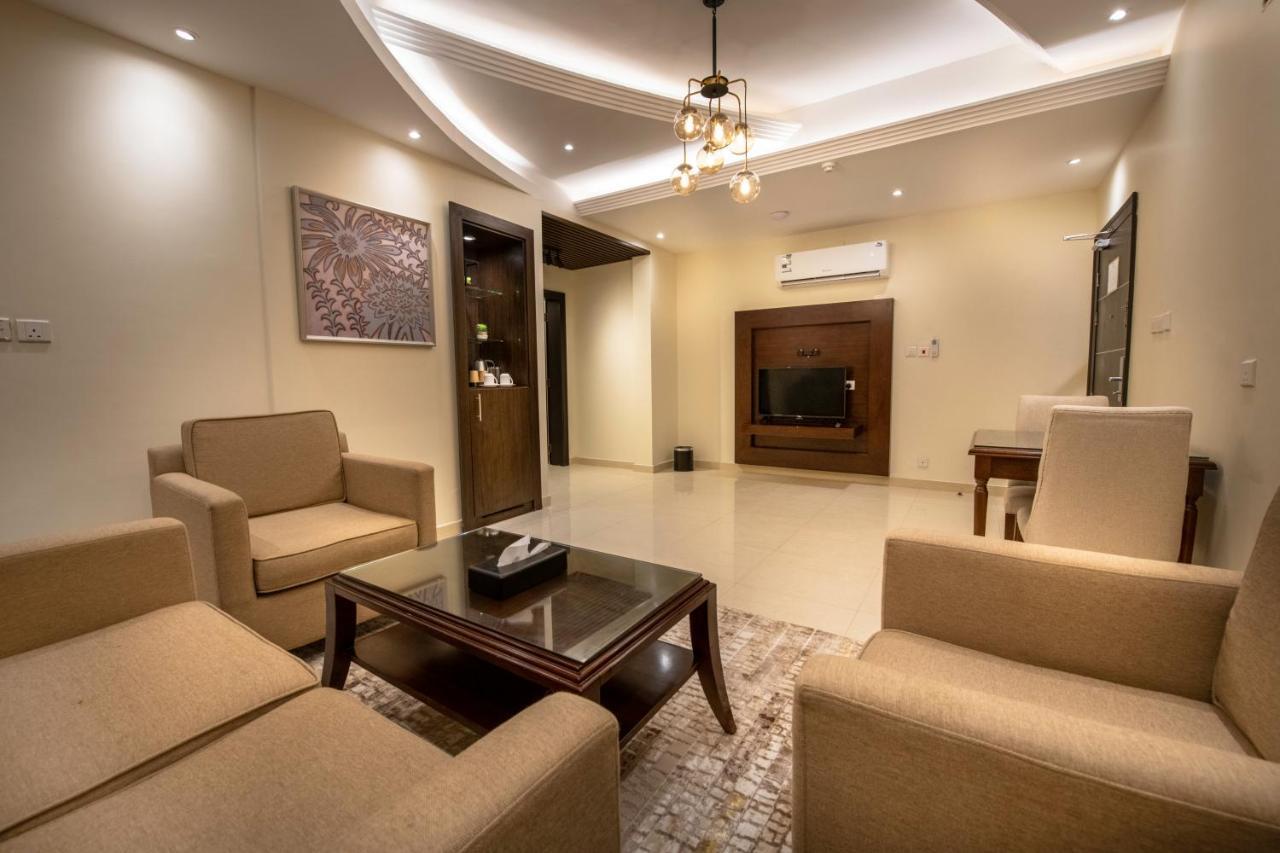 Golden Rose Hotel Jizan Ngoại thất bức ảnh